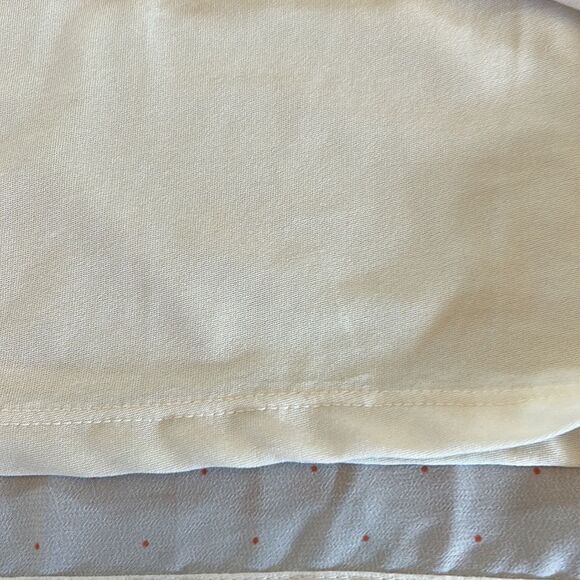 Loft cream pink polka dot ruffle sleeveless blouse Size M - Picture 9 of 10